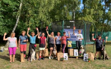 Závod psů v rally obedience - pořadatele HZS Ústeckého kraje: Odbor vyhledávání a záchrany - SAR, Družstvo Chomutov